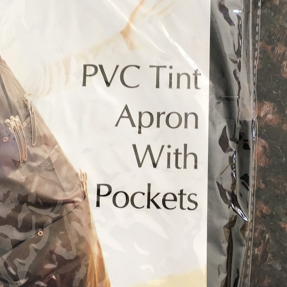 PVC Tint Apron With Pockets - Picture 3 of 5
